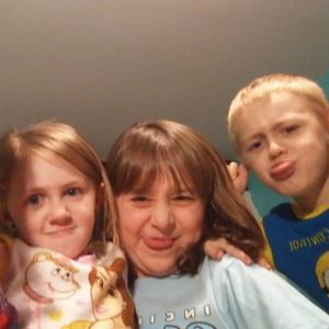 Meet your Posher, Adrianne